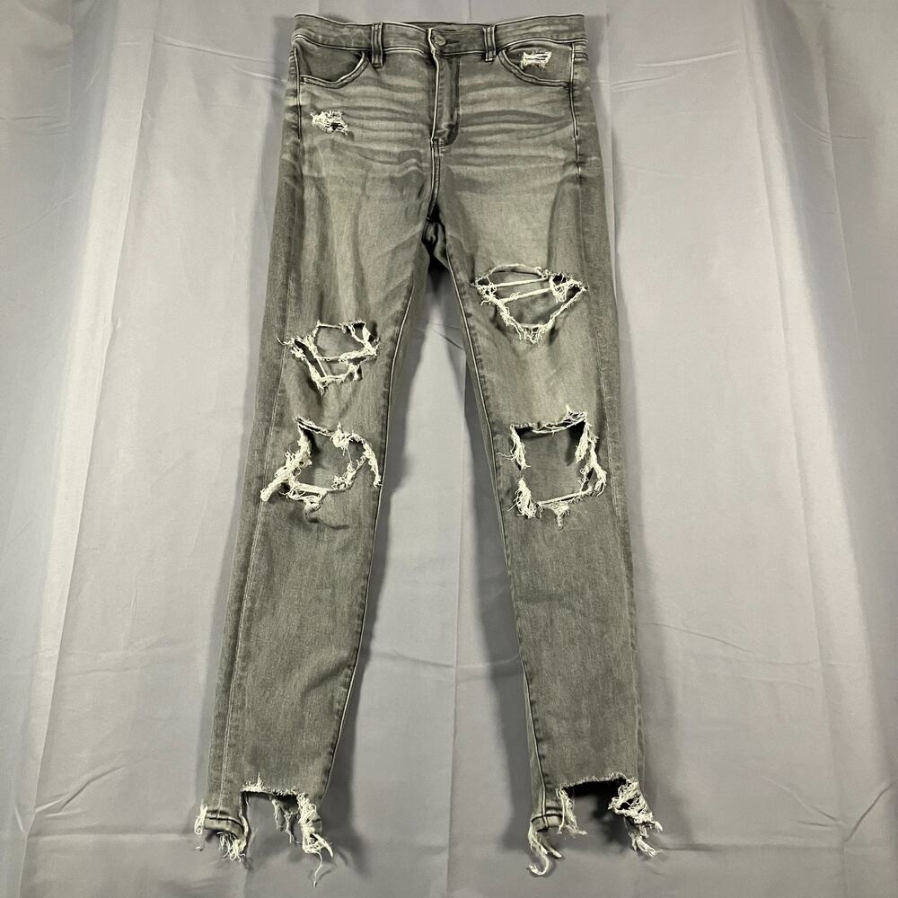 American Eagle Women’s Size 10 Gray‎ Distressed Ripped Skinny Jeans Frayed Hem